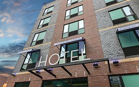 Casa Blanca Hotel Brooklyn Downtown